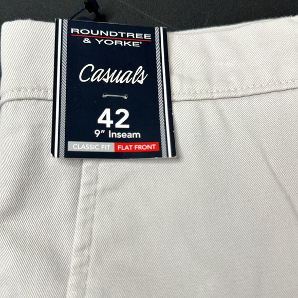 ROUNDTREE & YORKE NWT MEN’S FLAT FRONT SHORTS SIZE 42 - Picture 3 of 3